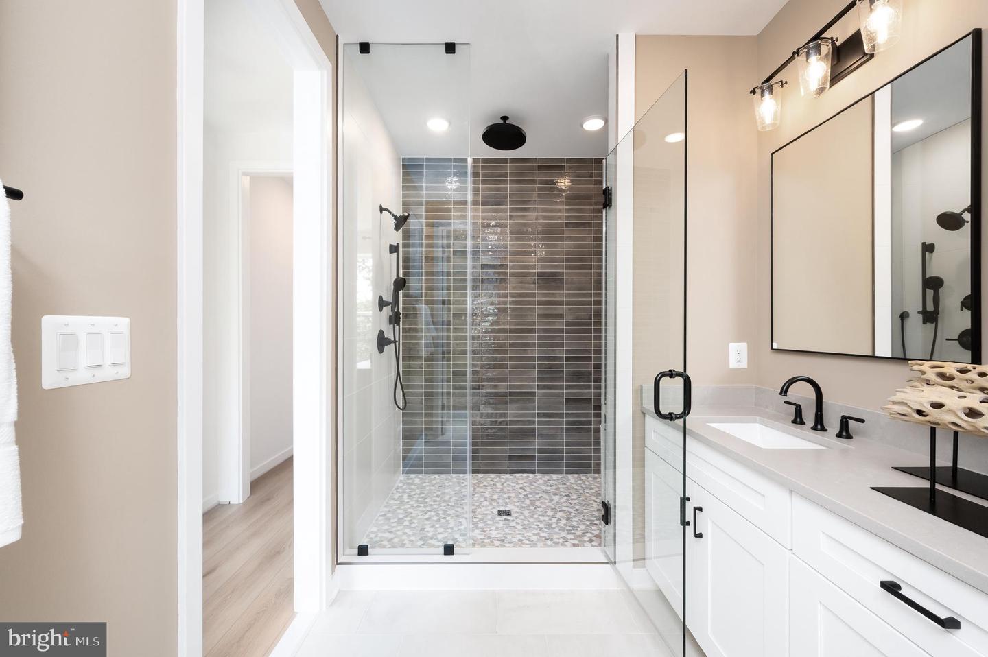 1641 FELLOWSHIP SQ, RESTON, Virginia 20190, 3 Bedrooms Bedrooms, ,3 BathroomsBathrooms,Residential,For sale,1641 FELLOWSHIP SQ,VAFX2264016 MLS # VAFX2264016