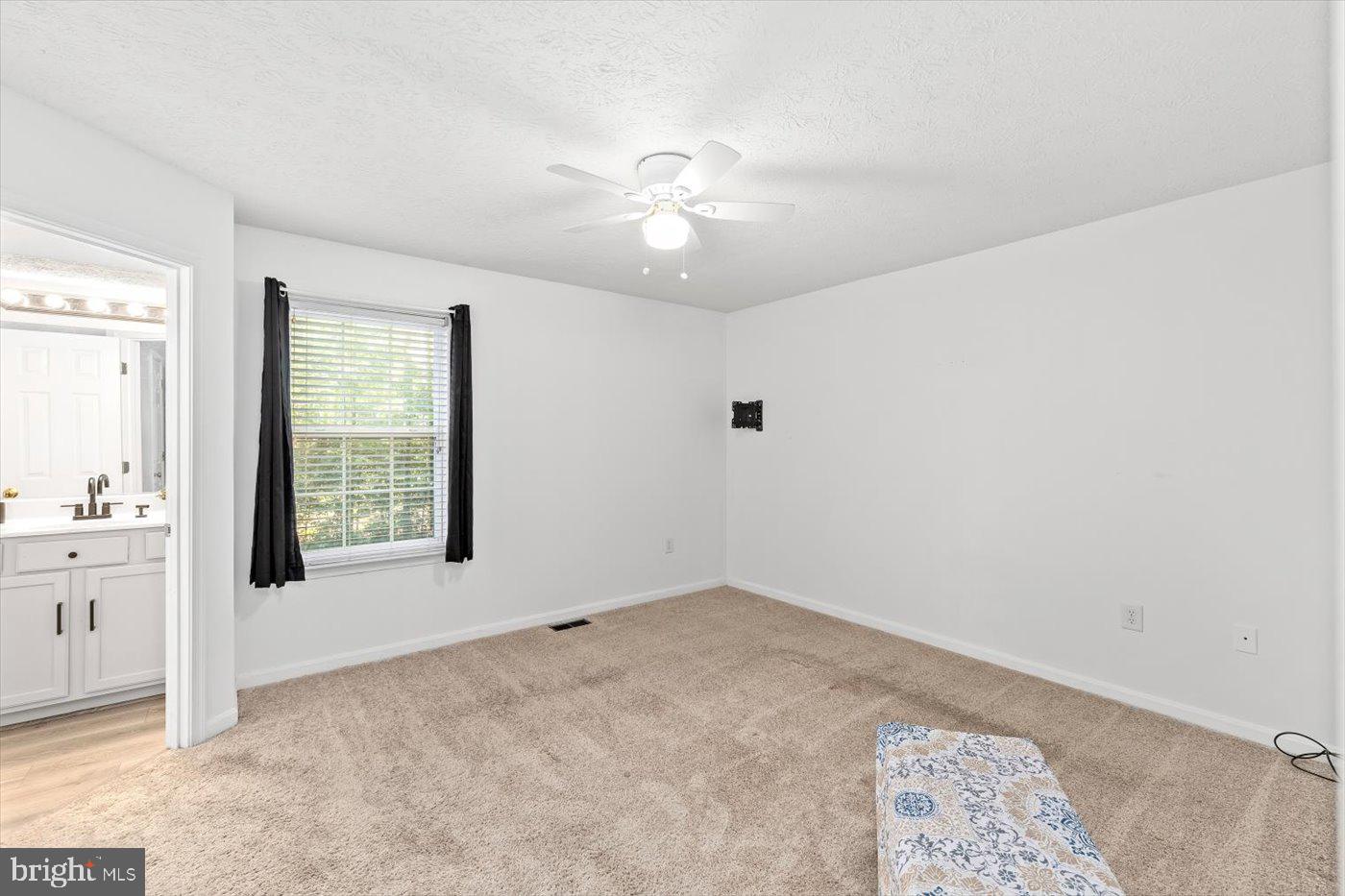 649 WELSH DR, RUTHER GLEN, Virginia 22546, 3 Bedrooms Bedrooms, ,3 BathroomsBathrooms,Residential,For sale,649 WELSH DR,VACV2008764 MLS # VACV2008764