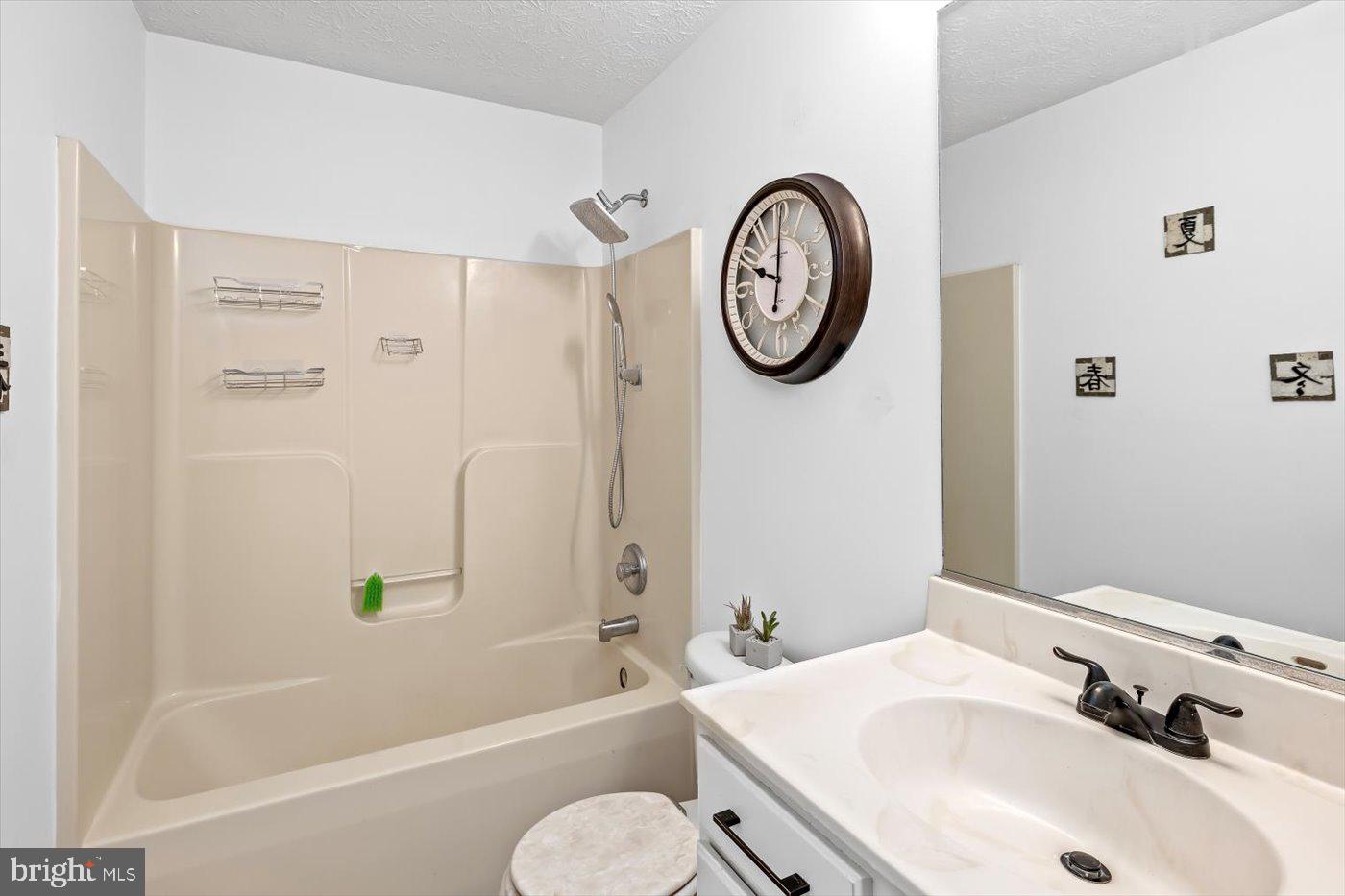 649 WELSH DR, RUTHER GLEN, Virginia 22546, 3 Bedrooms Bedrooms, ,3 BathroomsBathrooms,Residential,For sale,649 WELSH DR,VACV2008764 MLS # VACV2008764