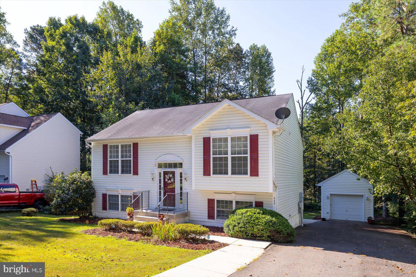 649 WELSH DR, RUTHER GLEN, Virginia 22546, 3 Bedrooms Bedrooms, ,3 BathroomsBathrooms,Residential,For sale,649 WELSH DR,VACV2008764 MLS # VACV2008764