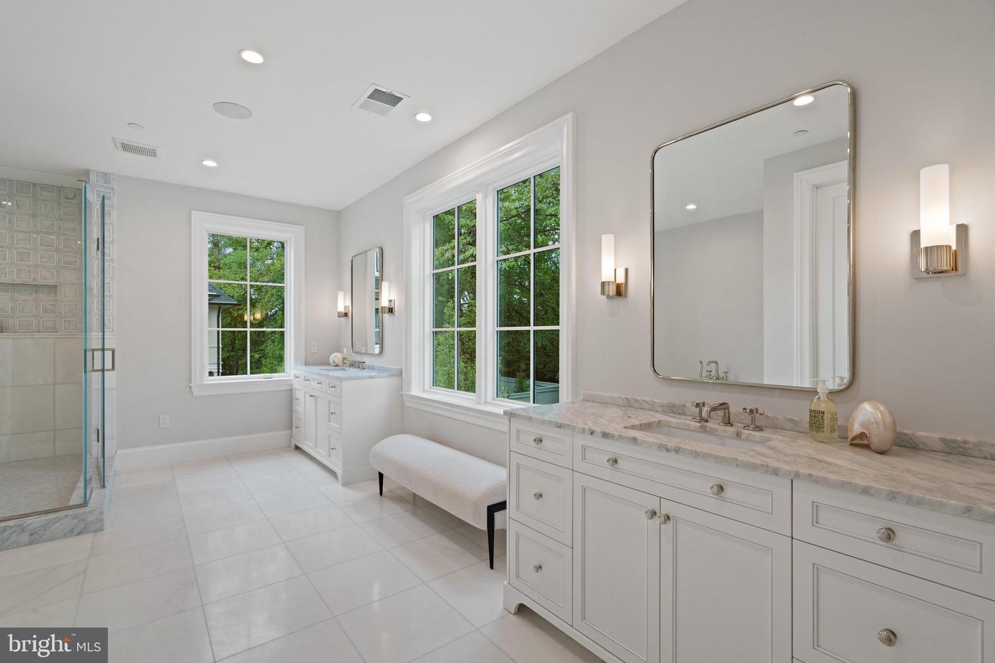 2920 CHESAPEAKE ST NW, WASHINGTON, District Of Columbia 20008, 5 Bedrooms Bedrooms, ,5 BathroomsBathrooms,Residential,For sale,2920 CHESAPEAKE ST NW,DCDC2217310 MLS # DCDC2217310