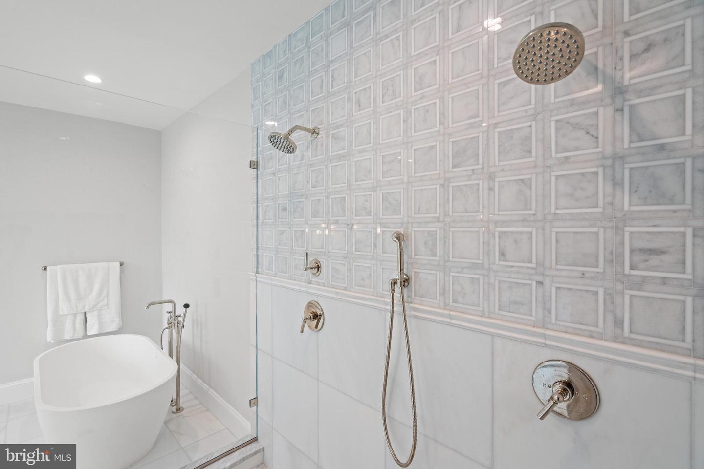 2920 CHESAPEAKE ST NW, WASHINGTON, District Of Columbia 20008, 5 Bedrooms Bedrooms, ,5 BathroomsBathrooms,Residential,For sale,2920 CHESAPEAKE ST NW,DCDC2217310 MLS # DCDC2217310