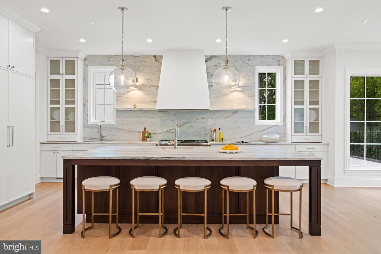 2920 CHESAPEAKE ST NW, WASHINGTON, District Of Columbia 20008, 5 Bedrooms Bedrooms, ,5 BathroomsBathrooms,Residential,For sale,2920 CHESAPEAKE ST NW,DCDC2217310 MLS # DCDC2217310