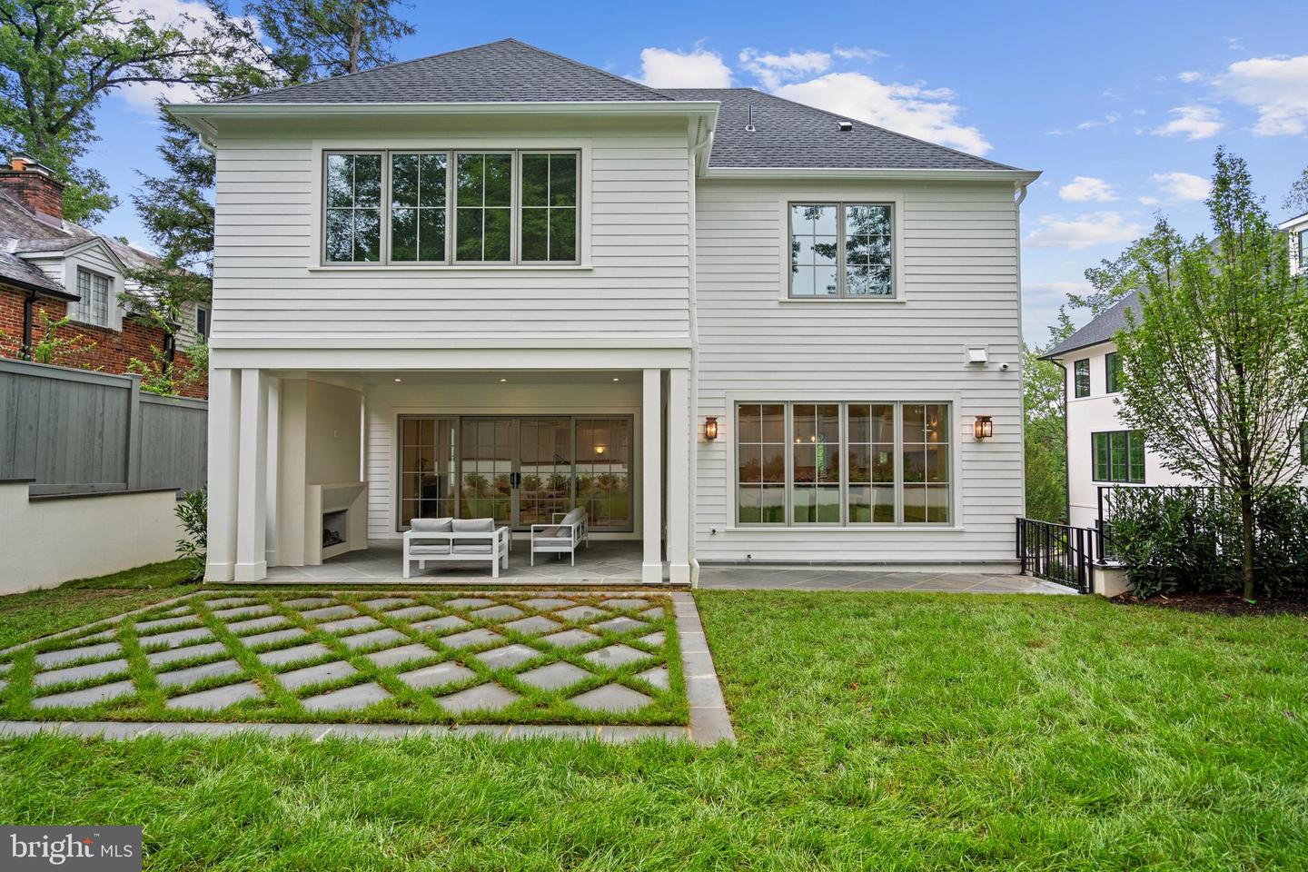 2920 CHESAPEAKE ST NW, WASHINGTON, District Of Columbia 20008, 5 Bedrooms Bedrooms, ,5 BathroomsBathrooms,Residential,For sale,2920 CHESAPEAKE ST NW,DCDC2217310 MLS # DCDC2217310