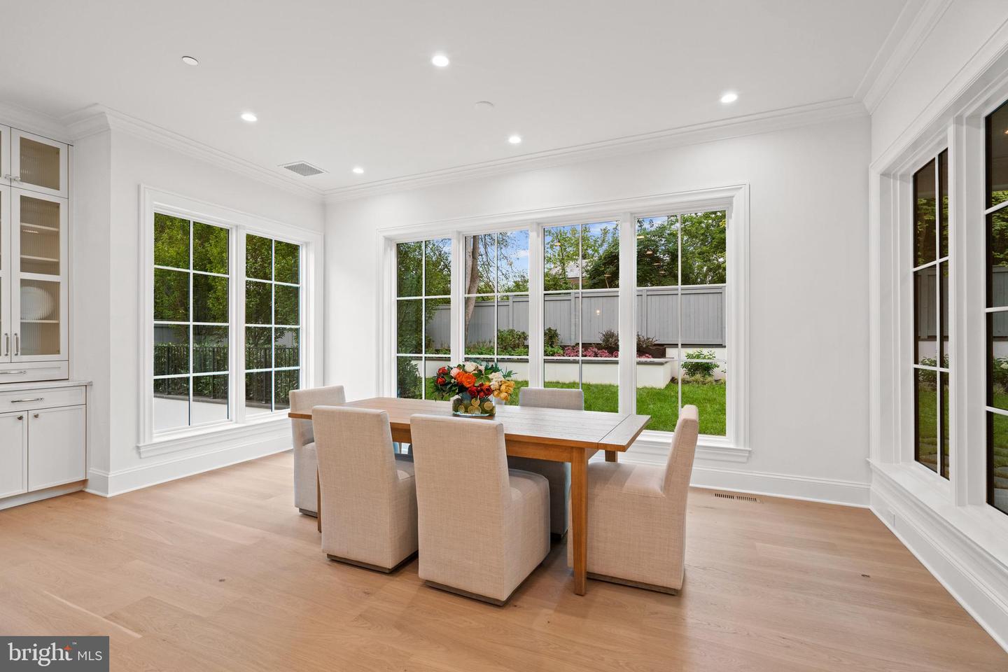 2920 CHESAPEAKE ST NW, WASHINGTON, District Of Columbia 20008, 5 Bedrooms Bedrooms, ,5 BathroomsBathrooms,Residential,For sale,2920 CHESAPEAKE ST NW,DCDC2217310 MLS # DCDC2217310
