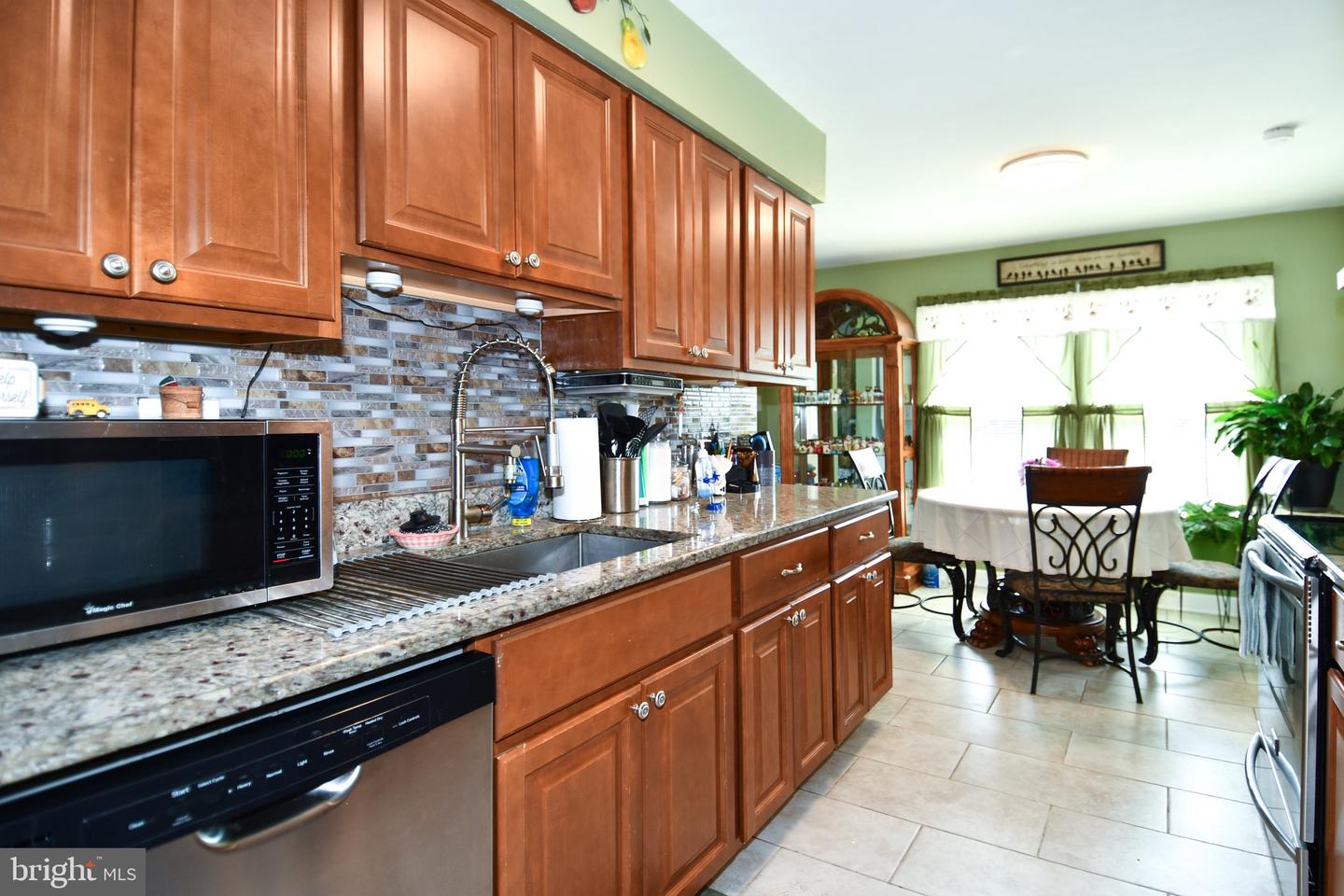 7546 BELLE GRAE DR #1, MANASSAS, Virginia 20109, 2 Bedrooms Bedrooms, ,2 BathroomsBathrooms,Residential,For sale,7546 BELLE GRAE DR #1,VAPW2102900 MLS # VAPW2102900