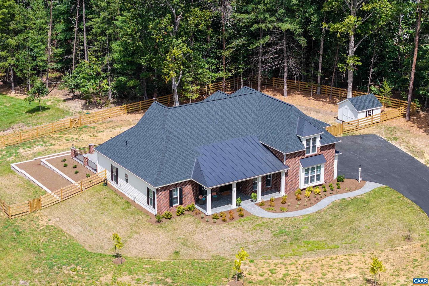 240 CAMPBELL RD, KESWICK, Virginia 22947, 4 Bedrooms Bedrooms, ,3 BathroomsBathrooms,Residential,For sale,240 CAMPBELL RD,668387 MLS # 668387