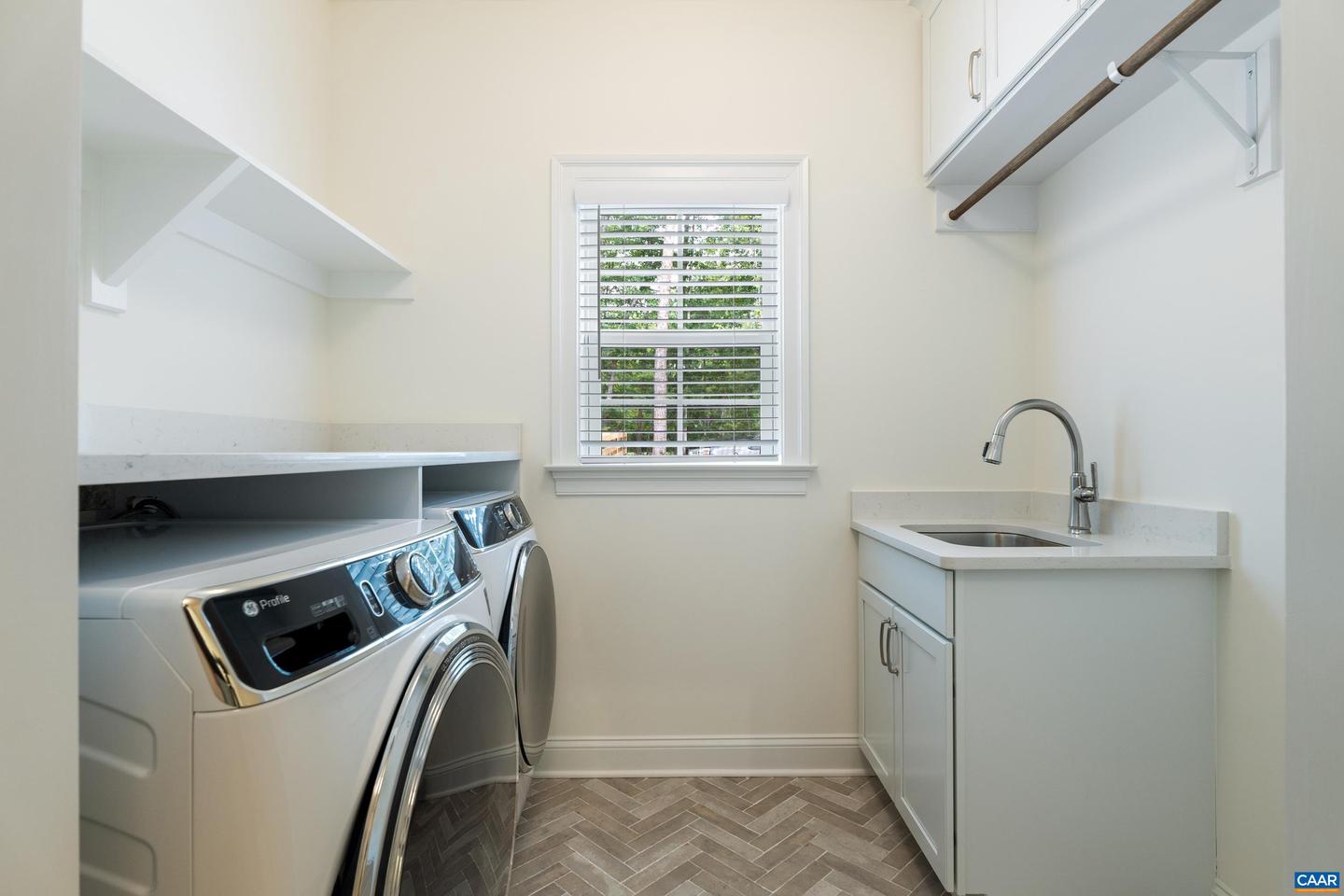 240 CAMPBELL RD, KESWICK, Virginia 22947, 4 Bedrooms Bedrooms, ,3 BathroomsBathrooms,Residential,For sale,240 CAMPBELL RD,668387 MLS # 668387