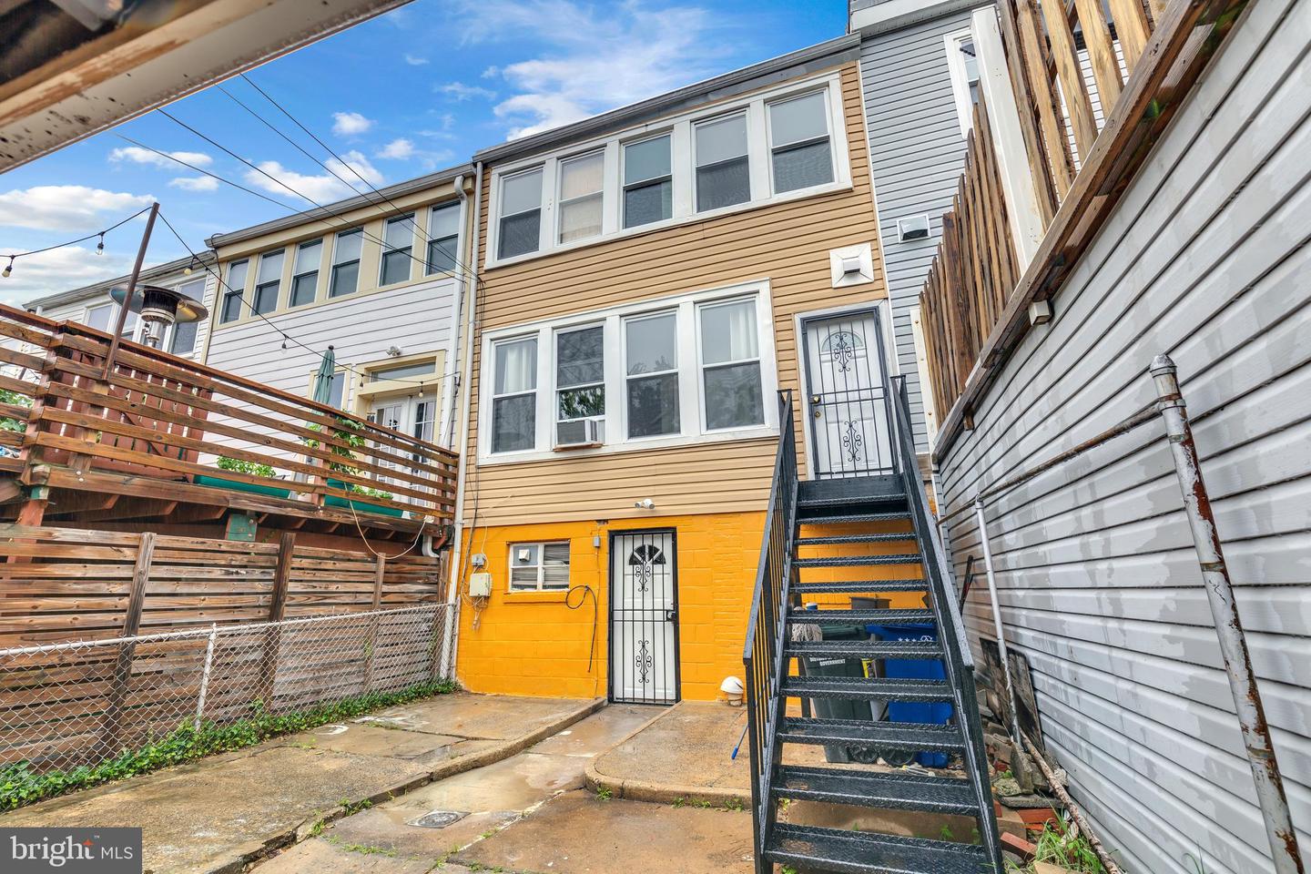 828 ALLISON ST NW, WASHINGTON, District Of Columbia 20011, 3 Bedrooms Bedrooms, ,3 BathroomsBathrooms,Residential,For sale,828 ALLISON ST NW,DCDC2217376 MLS # DCDC2217376