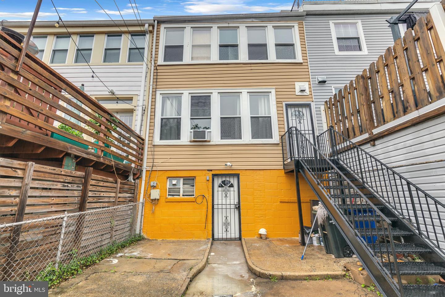 828 ALLISON ST NW, WASHINGTON, District Of Columbia 20011, 3 Bedrooms Bedrooms, ,3 BathroomsBathrooms,Residential,For sale,828 ALLISON ST NW,DCDC2217376 MLS # DCDC2217376