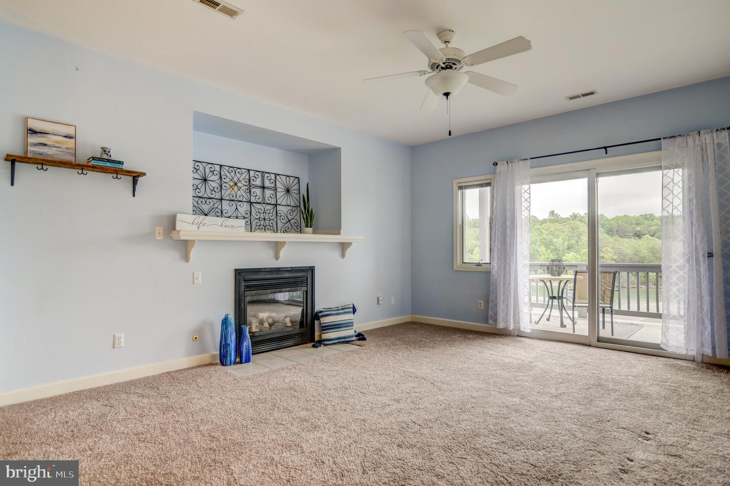 1103 MARINERS WAY #5, HUDDLESTON, Virginia 24104, 2 Bedrooms Bedrooms, ,2 BathroomsBathrooms,Residential,For sale,1103 MARINERS WAY #5,VABV2000240 MLS # VABV2000240