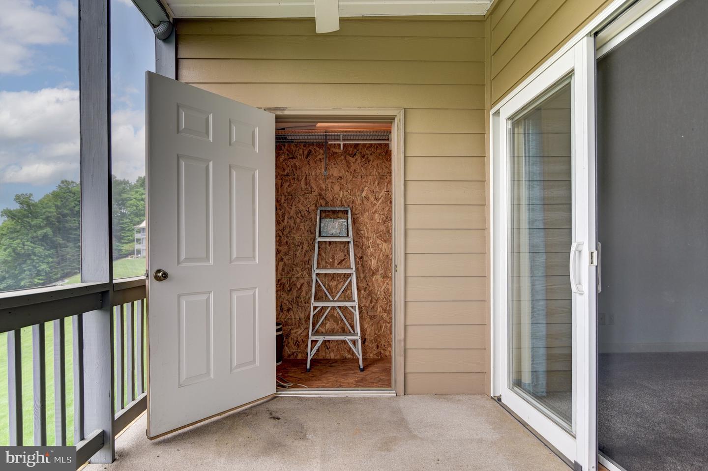 1103 MARINERS WAY #5, HUDDLESTON, Virginia 24104, 2 Bedrooms Bedrooms, ,2 BathroomsBathrooms,Residential,For sale,1103 MARINERS WAY #5,VABV2000240 MLS # VABV2000240
