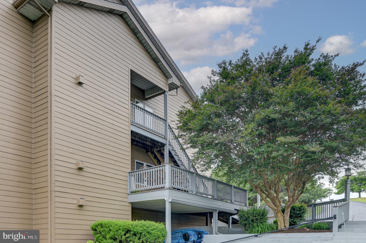 1103 MARINERS WAY #5, HUDDLESTON, Virginia 24104, 2 Bedrooms Bedrooms, ,2 BathroomsBathrooms,Residential,For sale,1103 MARINERS WAY #5,VABV2000240 MLS # VABV2000240