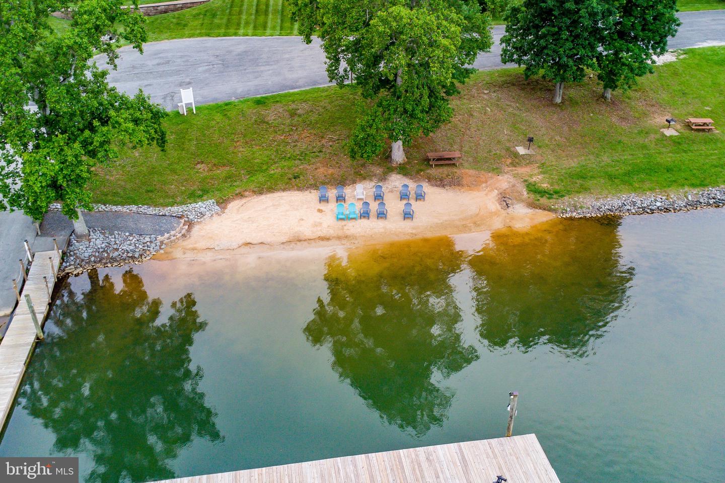 1103 MARINERS WAY #5, HUDDLESTON, Virginia 24104, 2 Bedrooms Bedrooms, ,2 BathroomsBathrooms,Residential,For sale,1103 MARINERS WAY #5,VABV2000240 MLS # VABV2000240