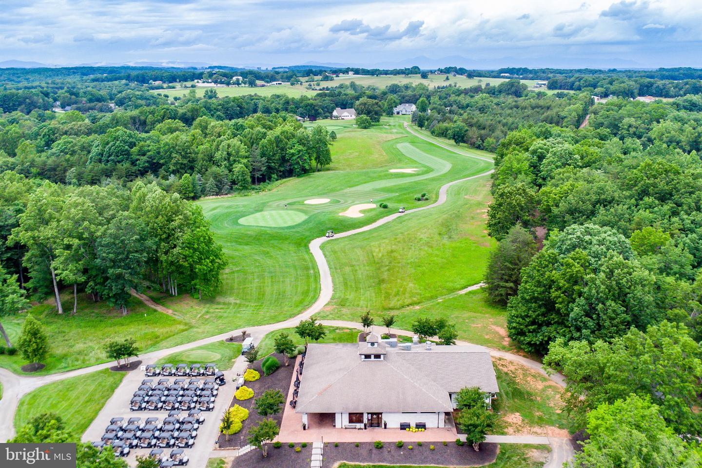 1103 MARINERS WAY #5, HUDDLESTON, Virginia 24104, 2 Bedrooms Bedrooms, ,2 BathroomsBathrooms,Residential,For sale,1103 MARINERS WAY #5,VABV2000240 MLS # VABV2000240