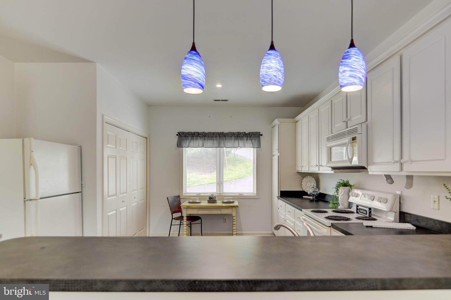 1103 MARINERS WAY #5, HUDDLESTON, Virginia 24104, 2 Bedrooms Bedrooms, ,2 BathroomsBathrooms,Residential,For sale,1103 MARINERS WAY #5,VABV2000240 MLS # VABV2000240
