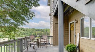 1103 MARINERS WAY #5, HUDDLESTON, Virginia 24104, 2 Bedrooms Bedrooms, ,2 BathroomsBathrooms,Residential,For sale,1103 MARINERS WAY #5,VABV2000240 MLS # VABV2000240