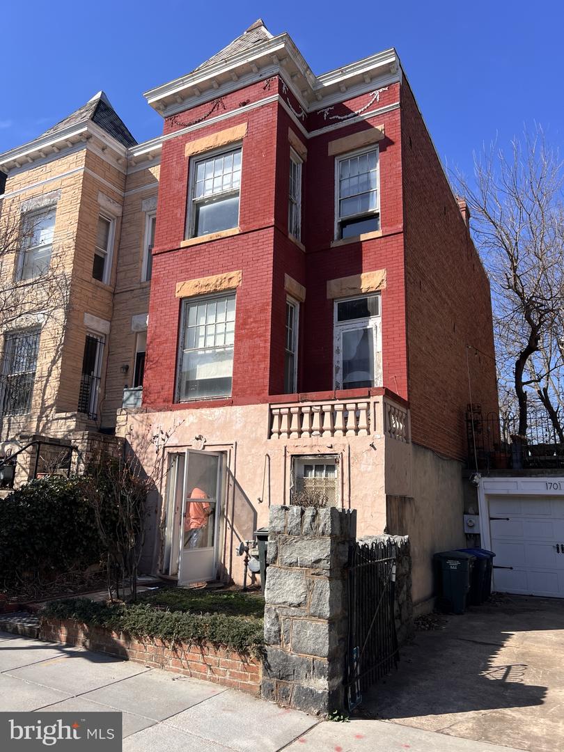 1713 NEWTON ST NW, WASHINGTON, District Of Columbia 20010, 3 Bedrooms Bedrooms, ,1 BathroomBathrooms,Residential,For sale,1713 NEWTON ST NW,DCDC2217388 MLS # DCDC2217388
