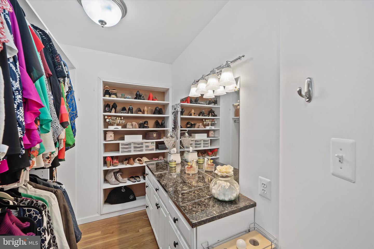 8121 TRURO CT, SPRINGFIELD, Virginia 22152, 4 Bedrooms Bedrooms, ,2 BathroomsBathrooms,Residential,For sale,8121 TRURO CT,VAFX2264126 MLS # VAFX2264126
