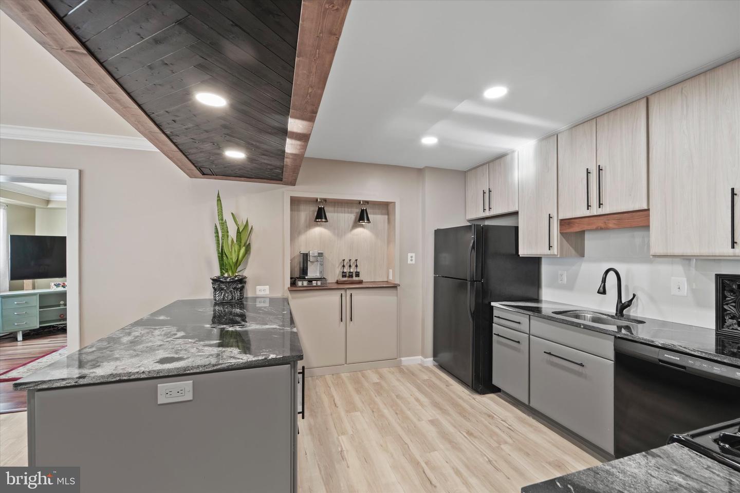 8121 TRURO CT, SPRINGFIELD, Virginia 22152, 4 Bedrooms Bedrooms, ,2 BathroomsBathrooms,Residential,For sale,8121 TRURO CT,VAFX2264126 MLS # VAFX2264126