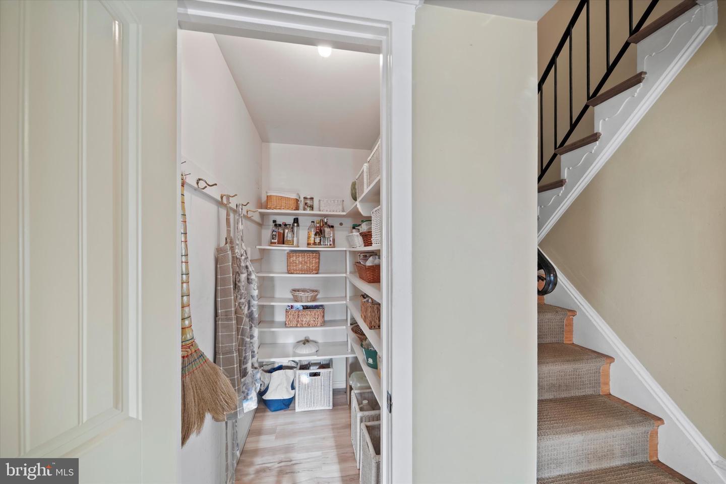 8121 TRURO CT, SPRINGFIELD, Virginia 22152, 4 Bedrooms Bedrooms, ,2 BathroomsBathrooms,Residential,For sale,8121 TRURO CT,VAFX2264126 MLS # VAFX2264126
