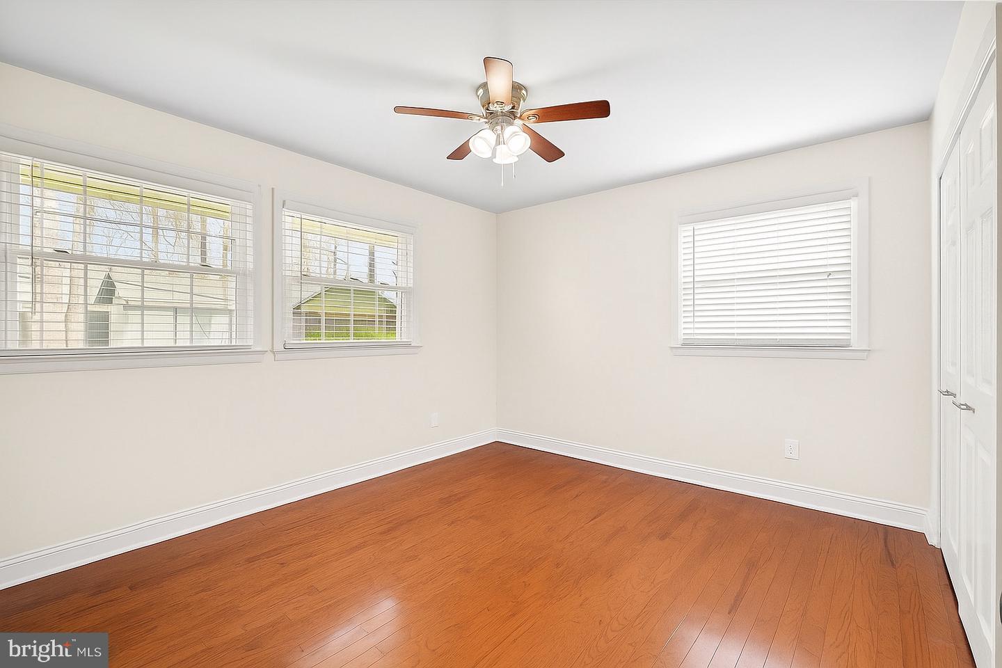 15008 CARLBERN DR, CENTREVILLE, Virginia 20120, 3 Bedrooms Bedrooms, ,1 BathroomBathrooms,Residential,For sale,15008 CARLBERN DR,VAFX2264128 MLS # VAFX2264128