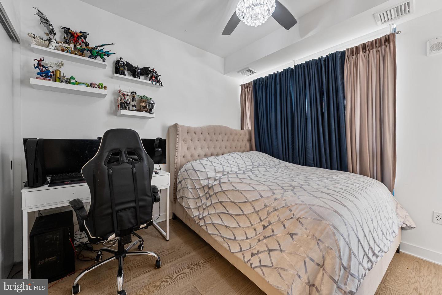 1650 SILVER HILL DR #1002, MCLEAN, Virginia 22102, 2 Bedrooms Bedrooms, 9 Rooms Rooms,2 BathroomsBathrooms,Residential,For sale,1650 SILVER HILL DR #1002,VAFX2264138 MLS # VAFX2264138