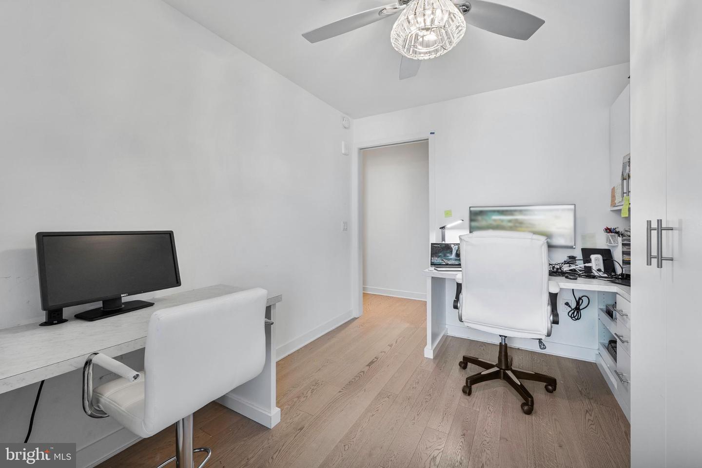 1650 SILVER HILL DR #1002, MCLEAN, Virginia 22102, 2 Bedrooms Bedrooms, 9 Rooms Rooms,2 BathroomsBathrooms,Residential,For sale,1650 SILVER HILL DR #1002,VAFX2264138 MLS # VAFX2264138