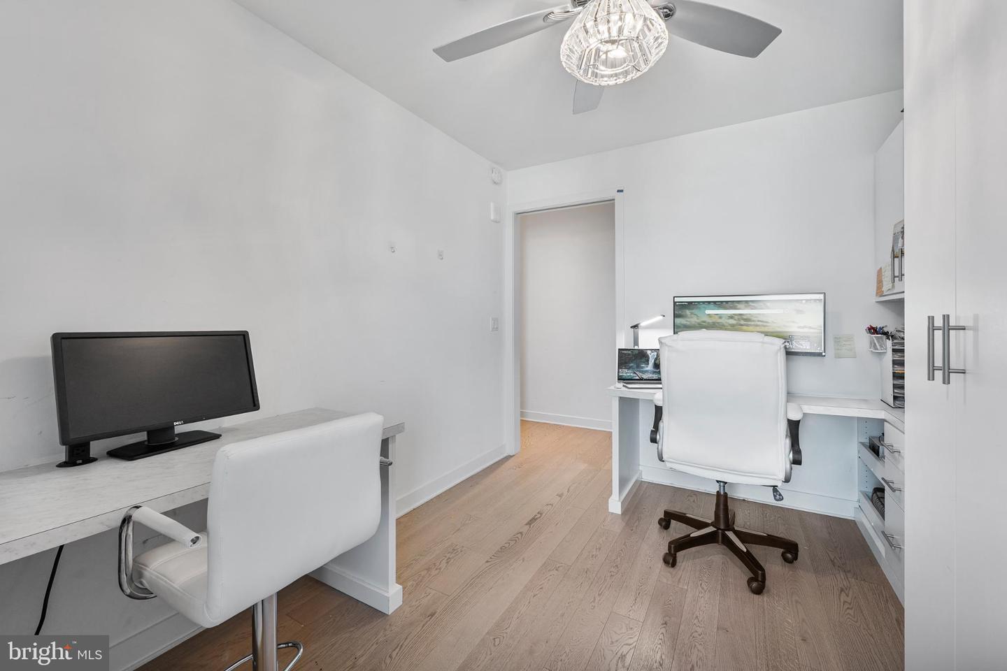 1650 SILVER HILL DR #1002, MCLEAN, Virginia 22102, 2 Bedrooms Bedrooms, 9 Rooms Rooms,2 BathroomsBathrooms,Residential,For sale,1650 SILVER HILL DR #1002,VAFX2264138 MLS # VAFX2264138