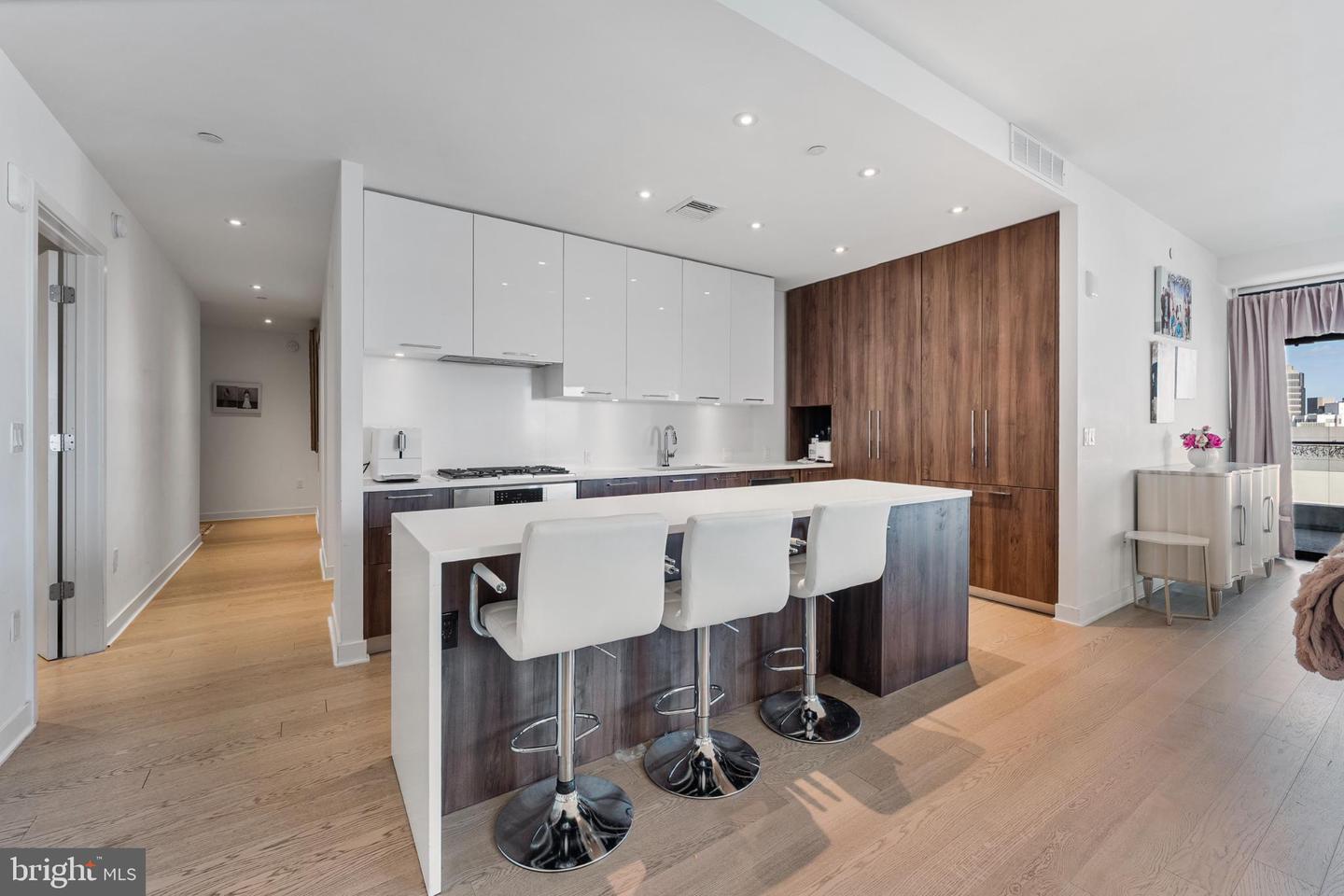 1650 SILVER HILL DR #1002, MCLEAN, Virginia 22102, 2 Bedrooms Bedrooms, 9 Rooms Rooms,2 BathroomsBathrooms,Residential,For sale,1650 SILVER HILL DR #1002,VAFX2264138 MLS # VAFX2264138