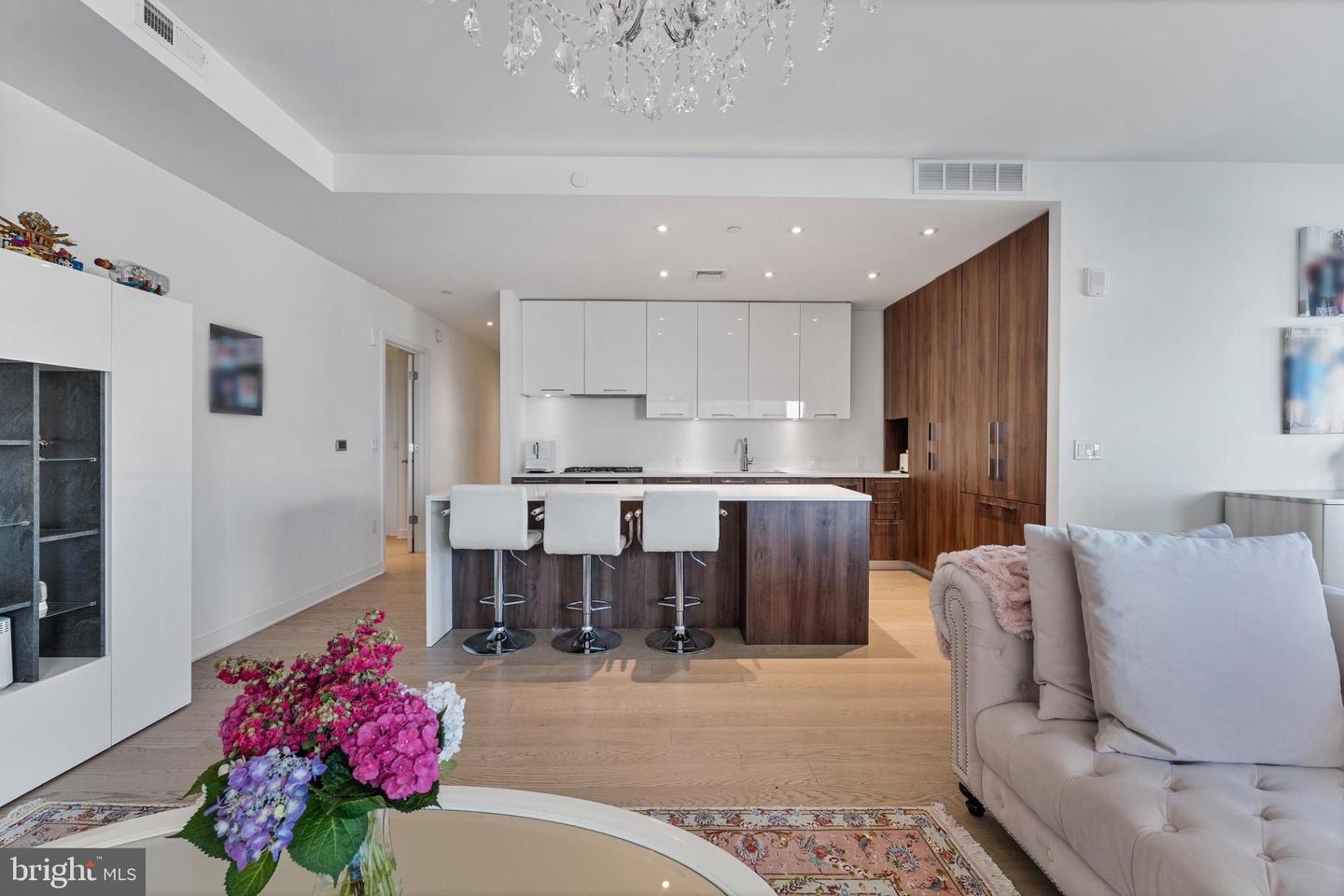 1650 SILVER HILL DR #1002, MCLEAN, Virginia 22102, 2 Bedrooms Bedrooms, 9 Rooms Rooms,2 BathroomsBathrooms,Residential,For sale,1650 SILVER HILL DR #1002,VAFX2264138 MLS # VAFX2264138
