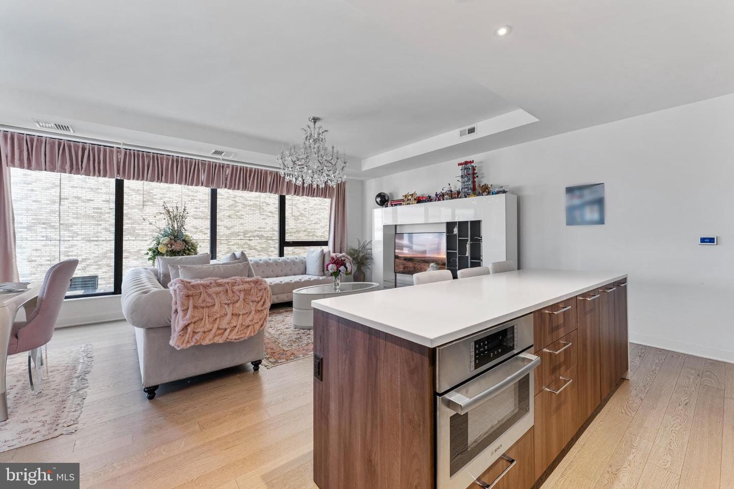 1650 SILVER HILL DR #1002, MCLEAN, Virginia 22102, 2 Bedrooms Bedrooms, 9 Rooms Rooms,2 BathroomsBathrooms,Residential,For sale,1650 SILVER HILL DR #1002,VAFX2264138 MLS # VAFX2264138