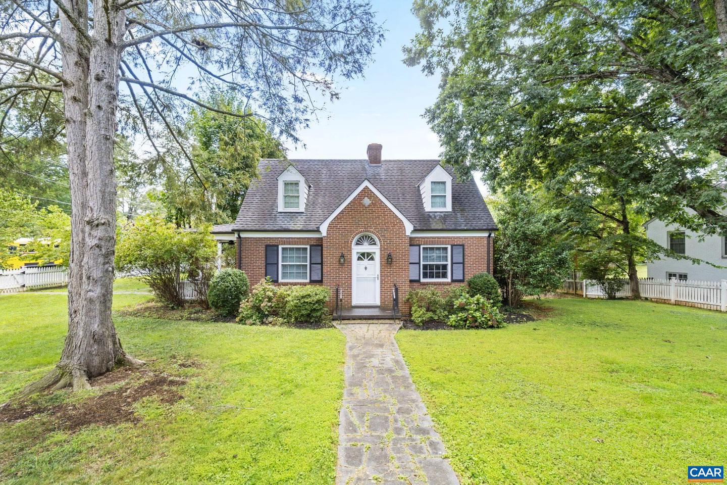 1500 RUGBY AVE, CHARLOTTESVILLE, Virginia 22903, 3 Bedrooms Bedrooms, ,2 BathroomsBathrooms,Residential,For sale,1500 RUGBY AVE,668391 MLS # 668391