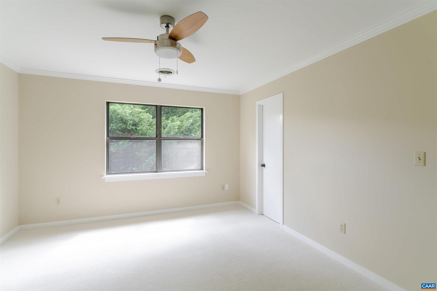 555 MILLSTONE CT, CHARLOTTESVILLE, Virginia 22901, 2 Bedrooms Bedrooms, ,1 BathroomBathrooms,Residential,For sale,555 MILLSTONE CT,668392 MLS # 668392