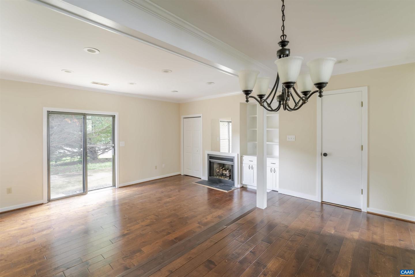 555 MILLSTONE CT, CHARLOTTESVILLE, Virginia 22901, 2 Bedrooms Bedrooms, ,1 BathroomBathrooms,Residential,For sale,555 MILLSTONE CT,668392 MLS # 668392