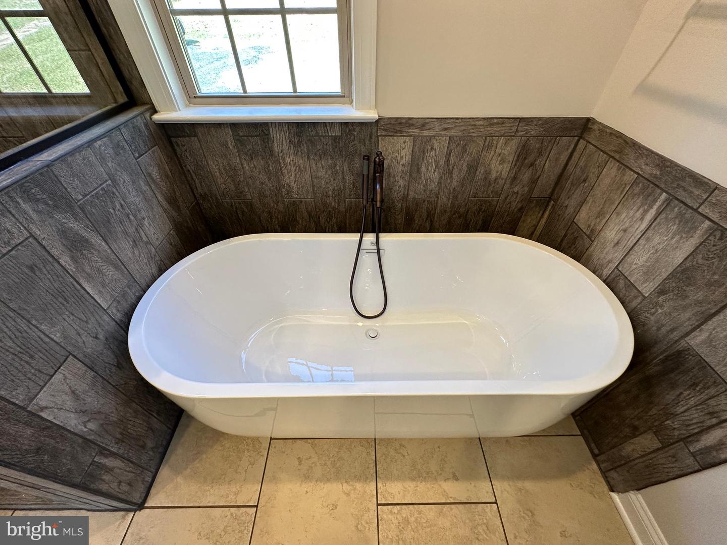 1621 HUDSON HOLLOW RD, STEPHENS CITY, Virginia 22655, 4 Bedrooms Bedrooms, ,3 BathroomsBathrooms,Residential,For sale,1621 HUDSON HOLLOW RD,VAFV2036490 MLS # VAFV2036490