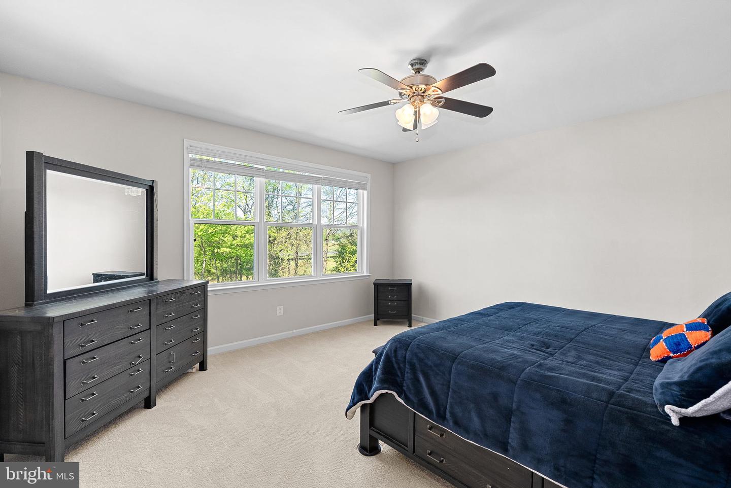 829 PENCOAST DR, PURCELLVILLE, Virginia 20132, 5 Bedrooms Bedrooms, ,4 BathroomsBathrooms,Residential,For sale,829 PENCOAST DR,VALO2105724 MLS # VALO2105724