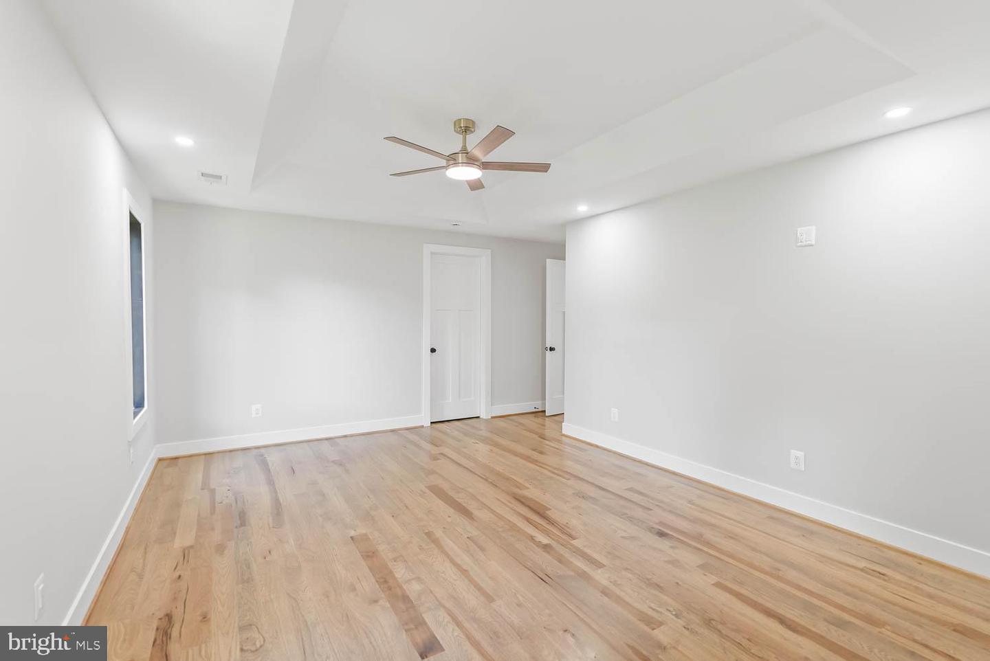 501 YEONAS DR SW, VIENNA, Virginia 22180, 7 Bedrooms Bedrooms, ,6 BathroomsBathrooms,Residential,For sale,501 YEONAS DR SW,VAFX2225376 MLS # VAFX2225376
