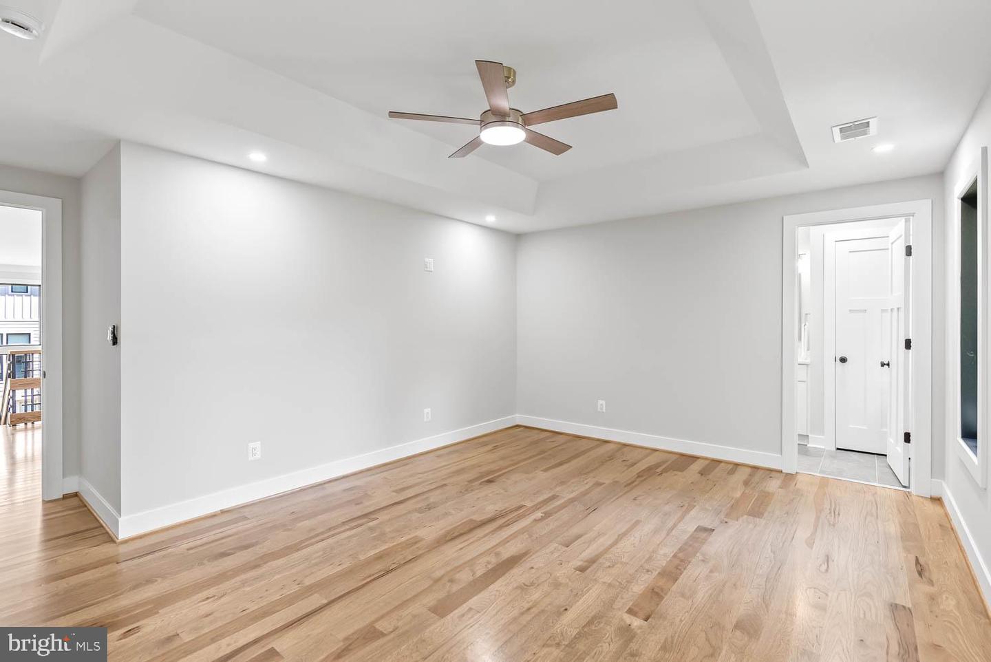 501 YEONAS DR SW, VIENNA, Virginia 22180, 7 Bedrooms Bedrooms, ,6 BathroomsBathrooms,Residential,For sale,501 YEONAS DR SW,VAFX2225376 MLS # VAFX2225376