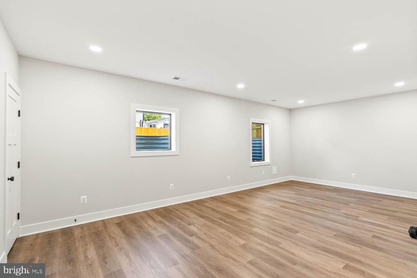 501 YEONAS DR SW, VIENNA, Virginia 22180, 7 Bedrooms Bedrooms, ,6 BathroomsBathrooms,Residential,For sale,501 YEONAS DR SW,VAFX2225376 MLS # VAFX2225376