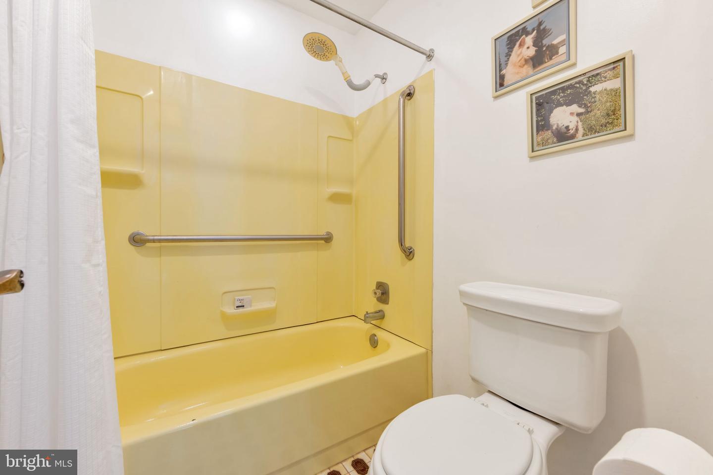 11079 NEWOOD DR, MANASSAS, Virginia 20111, 3 Bedrooms Bedrooms, ,2 BathroomsBathrooms,Residential,For sale,11079 NEWOOD DR,VAPW2094230 MLS # VAPW2094230
