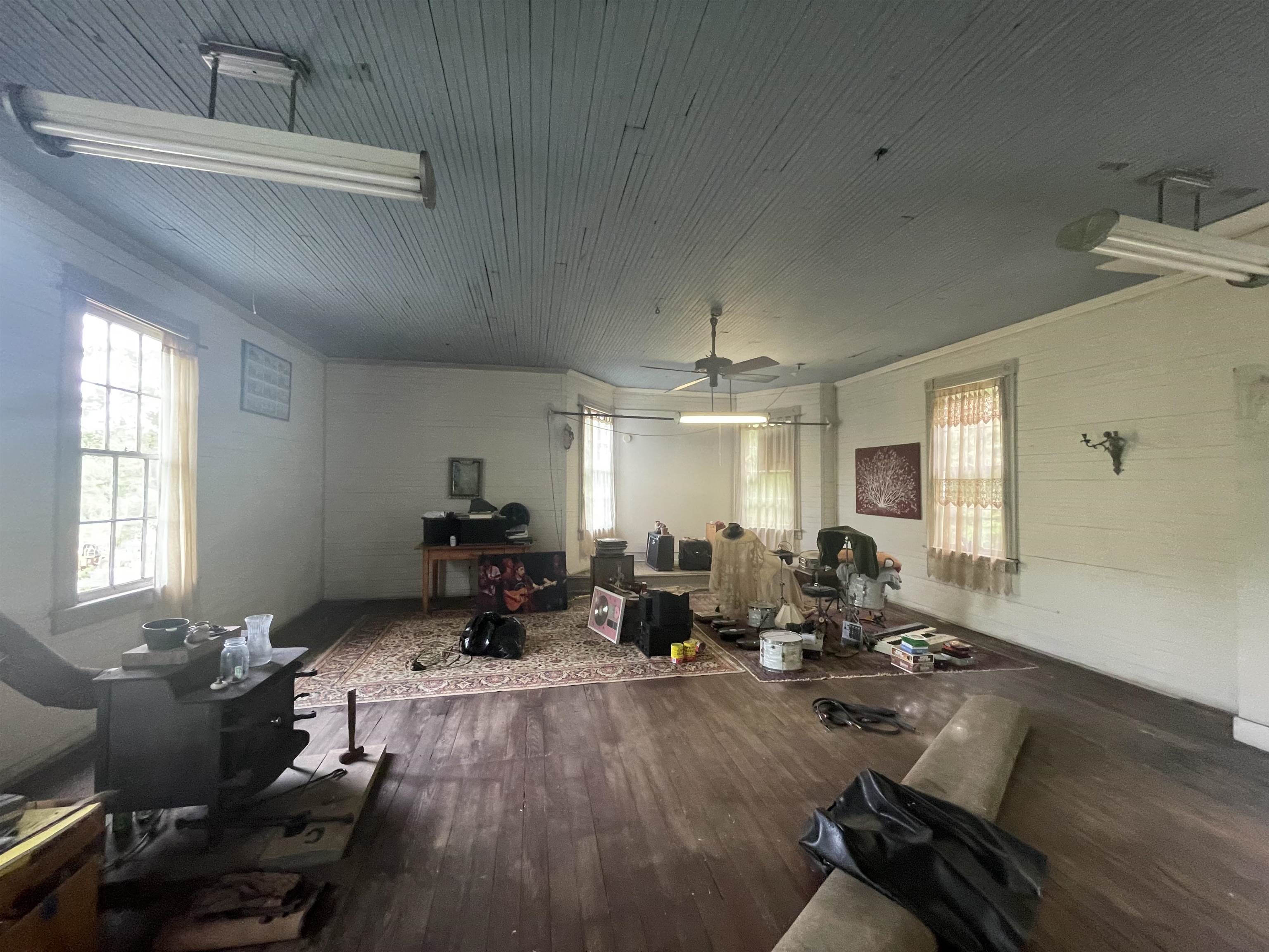 9264 SCHUYLER RD, SCHUYLER, Virginia 22969, 4 Bedrooms Bedrooms, ,1 BathroomBathrooms,Residential,Fiddlers Cove,9264 SCHUYLER RD,665351 MLS # 665351