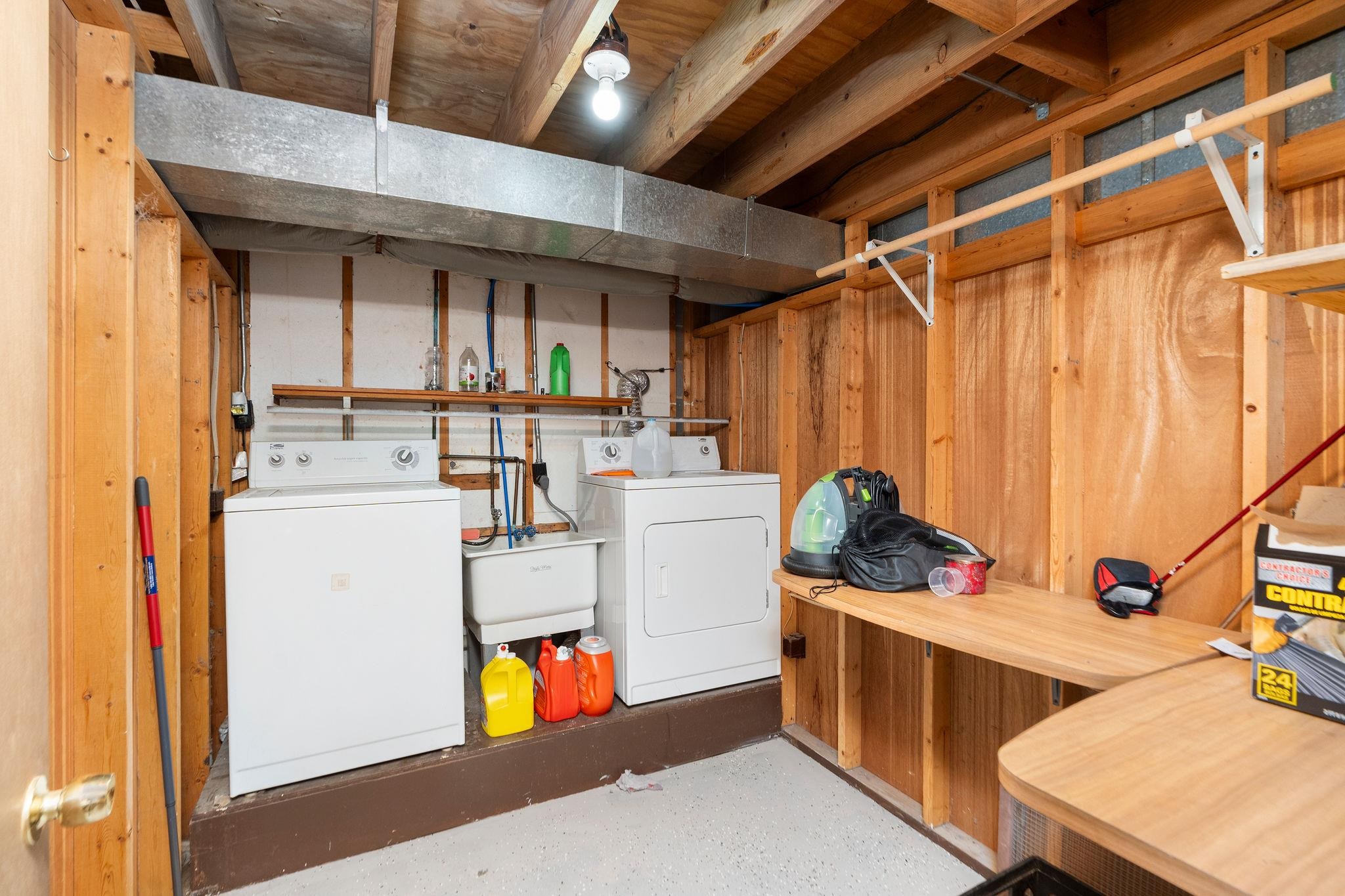 165 BLAIR HILL LN, STAUNTON, Virginia 24401, 3 Bedrooms Bedrooms, ,3 BathroomsBathrooms,Residential,165 BLAIR HILL LN,668412 MLS # 668412