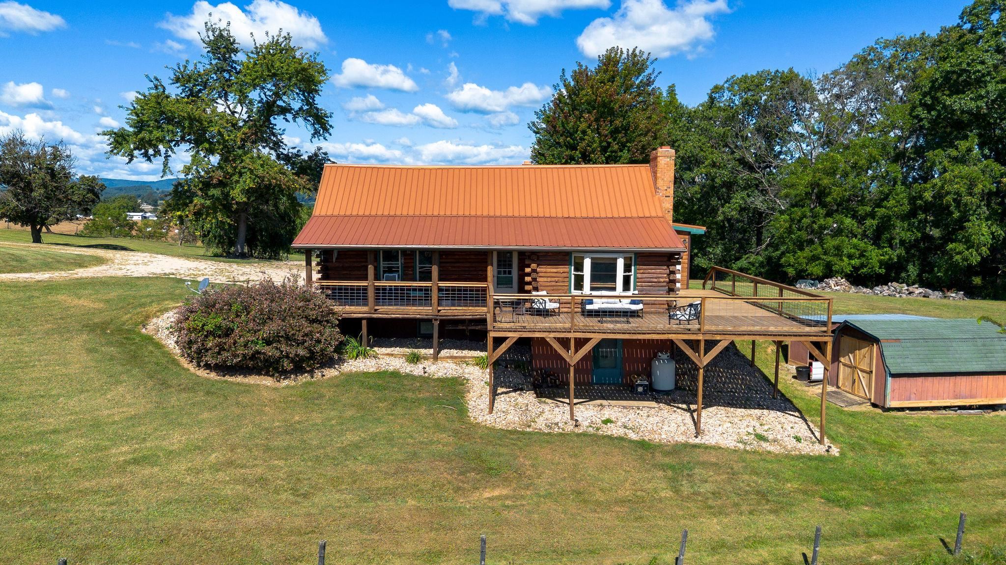 165 BLAIR HILL LN, STAUNTON, Virginia 24401, 3 Bedrooms Bedrooms, ,3 BathroomsBathrooms,Residential,165 BLAIR HILL LN,668412 MLS # 668412