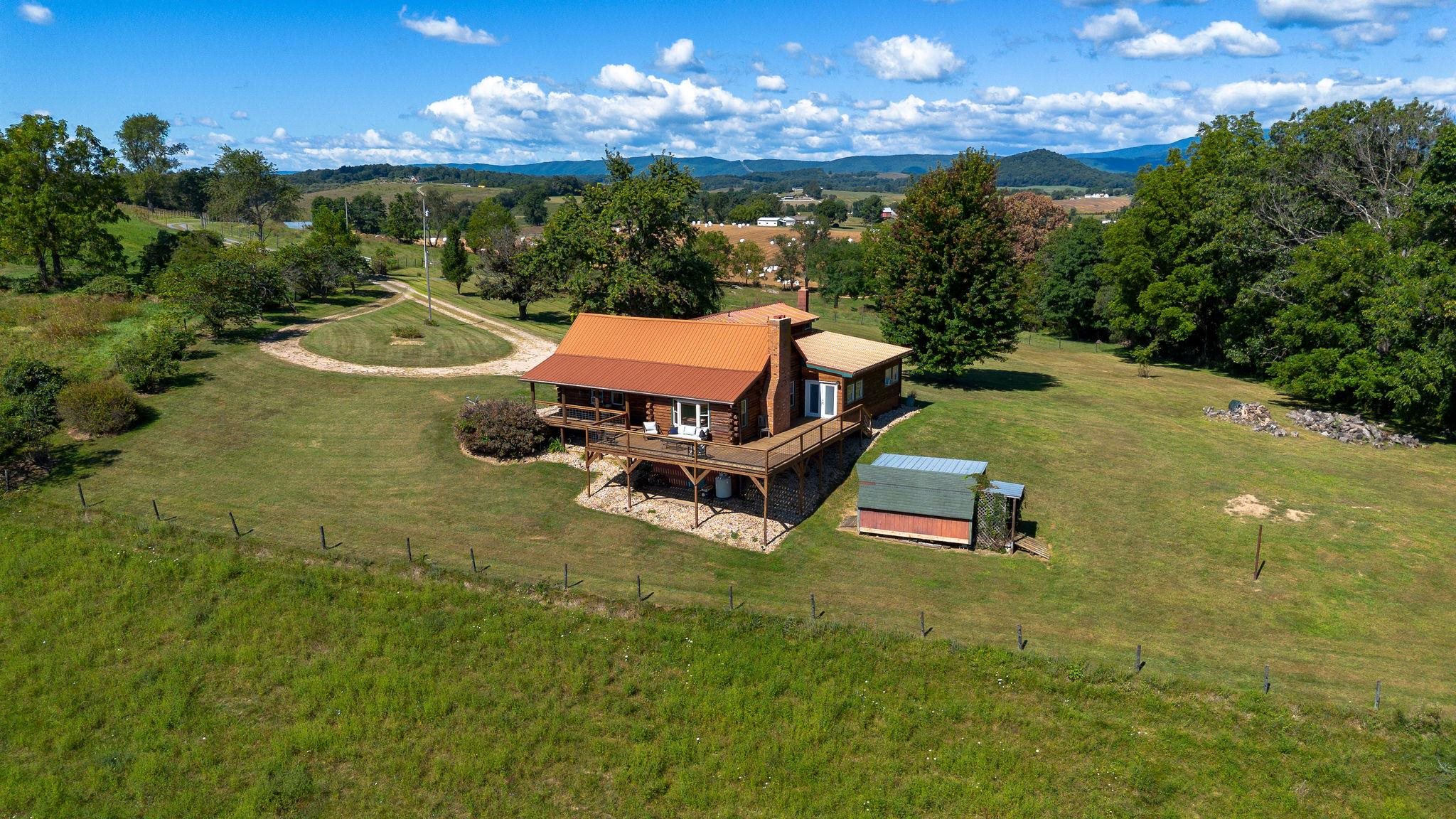 165 BLAIR HILL LN, STAUNTON, Virginia 24401, 3 Bedrooms Bedrooms, ,3 BathroomsBathrooms,Residential,165 BLAIR HILL LN,668412 MLS # 668412