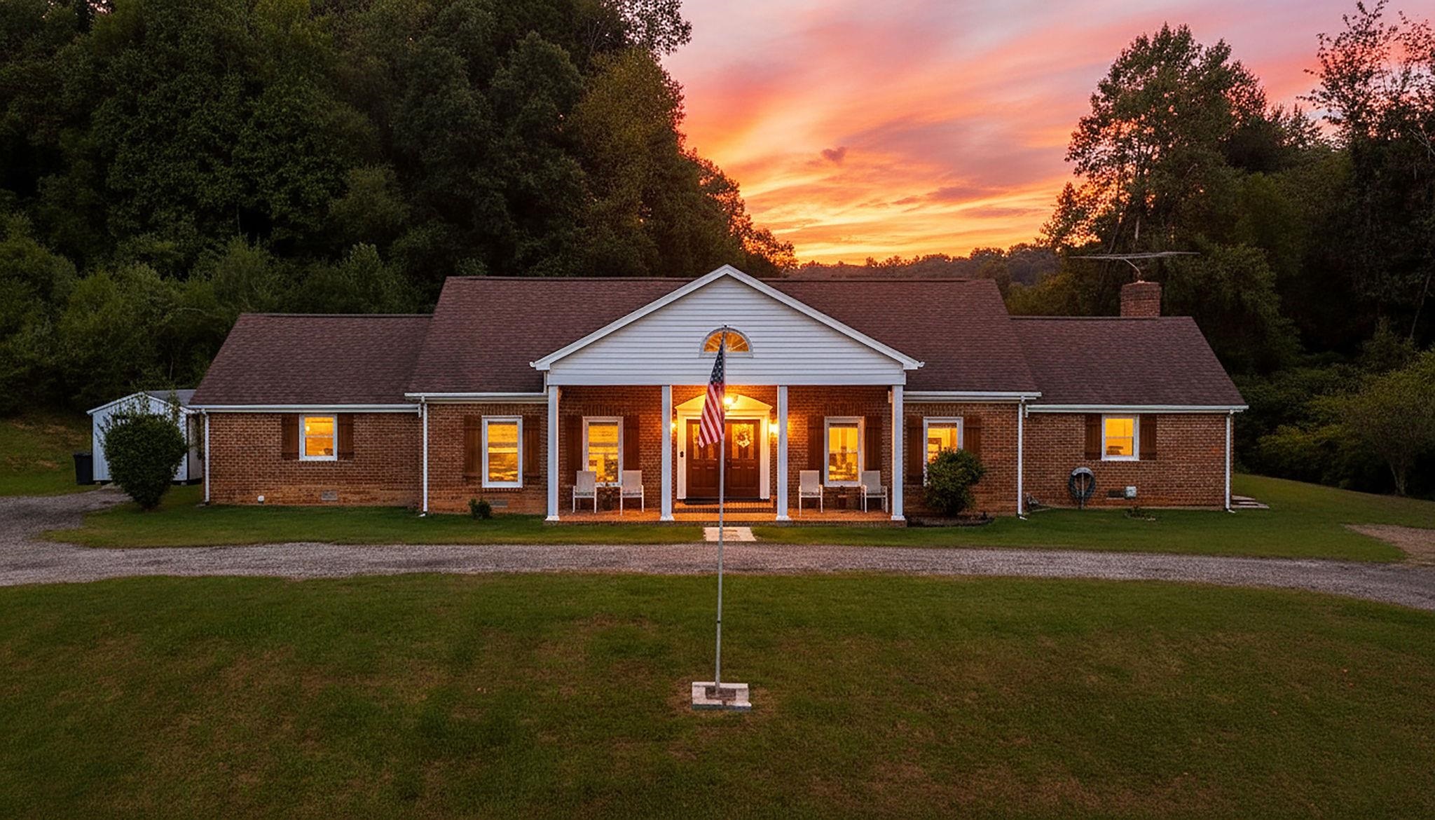 9 SHULTZ LN, GREENVILLE, Virginia 24440, 4 Bedrooms Bedrooms, ,2 BathroomsBathrooms,Residential,9 SHULTZ LN,668414 MLS # 668414
