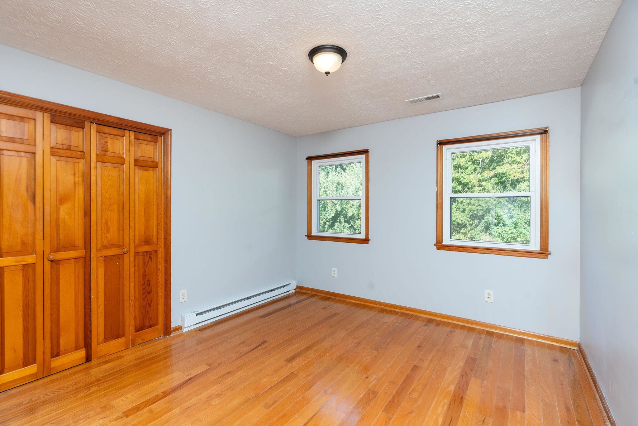 9 SHULTZ LN, GREENVILLE, Virginia 24440, 4 Bedrooms Bedrooms, ,2 BathroomsBathrooms,Residential,9 SHULTZ LN,668414 MLS # 668414