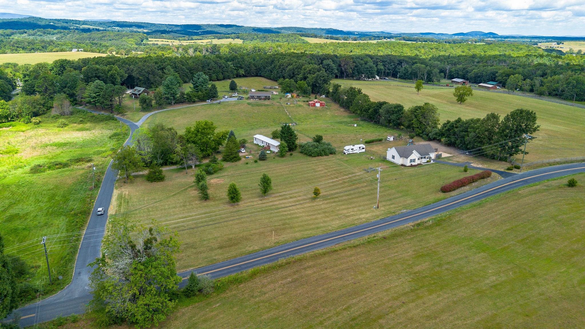 2035 COLD SPRINGS RD, STUARTS DRAFT, Virginia 24477, 3 Bedrooms Bedrooms, ,2 BathroomsBathrooms,Residential,2035 COLD SPRINGS RD,668416 MLS # 668416