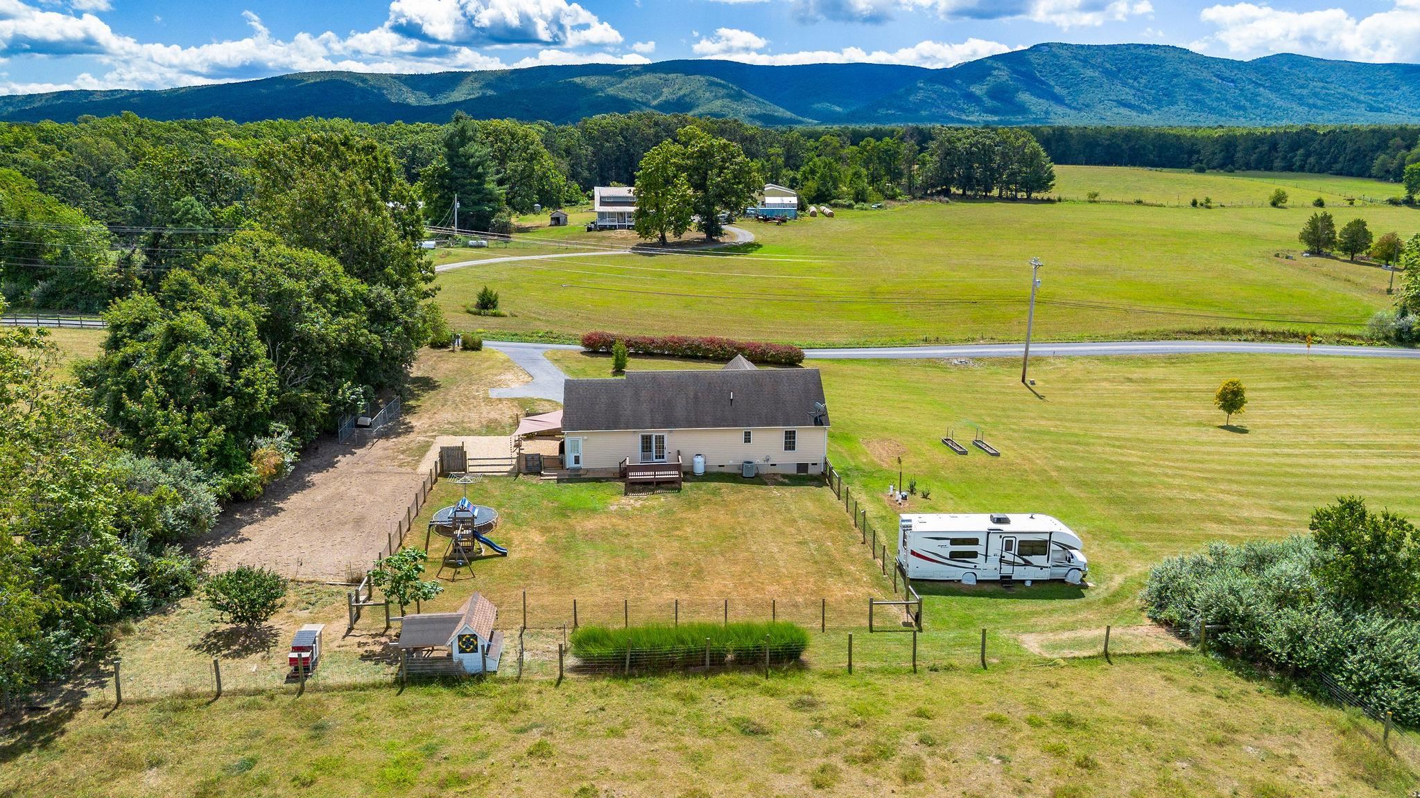 2035 COLD SPRINGS RD, STUARTS DRAFT, Virginia 24477, 3 Bedrooms Bedrooms, ,2 BathroomsBathrooms,Residential,2035 COLD SPRINGS RD,668416 MLS # 668416