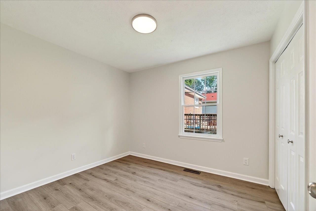 515 B ST, STAUNTON, Virginia 24401, 3 Bedrooms Bedrooms, ,2 BathroomsBathrooms,Residential,515 B ST,668418 MLS # 668418